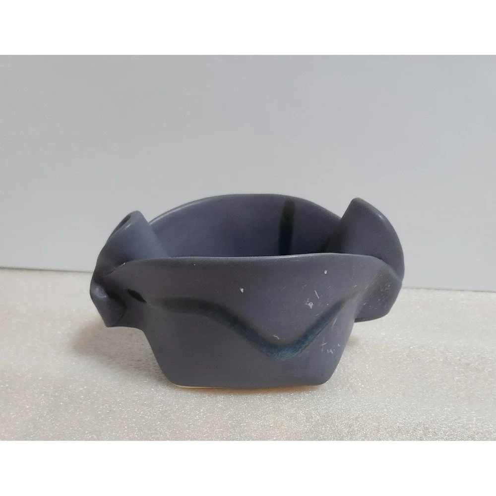 Vintage Hilborn Pottery Folded Pinch Pot Blue Tones